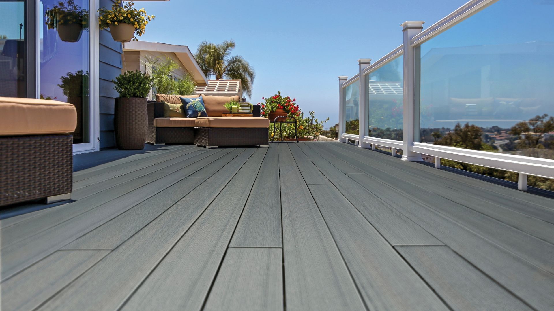 when is the best time to build my deck?
